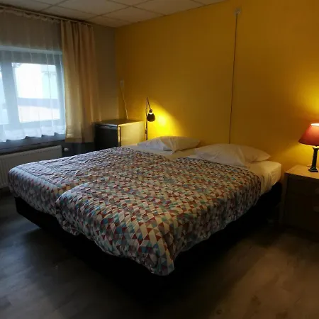 Hotell Chez Phil