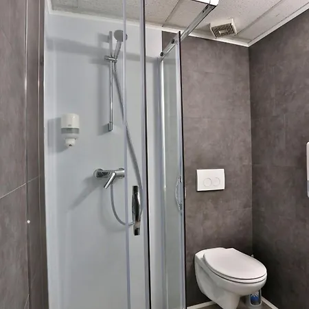 Chez Phil Hotell 2*