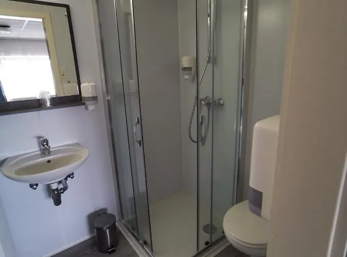 Chez Phil Robertville